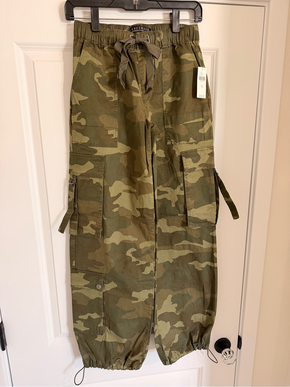 Sanctuary Camo Cargo Jogger Pants Pull-On Utility Army Green XS NWT